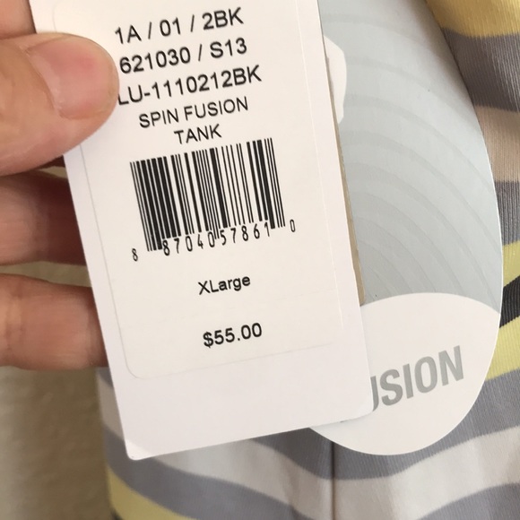 Women’s Lucy workout tank spin fusion tank yellow stripe NEW! - Picture 6 of 7